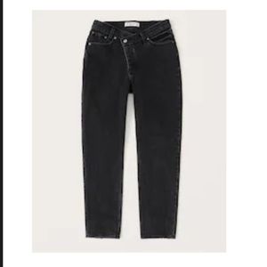 Abercrombie Curve Love High Rise Dad Jeans